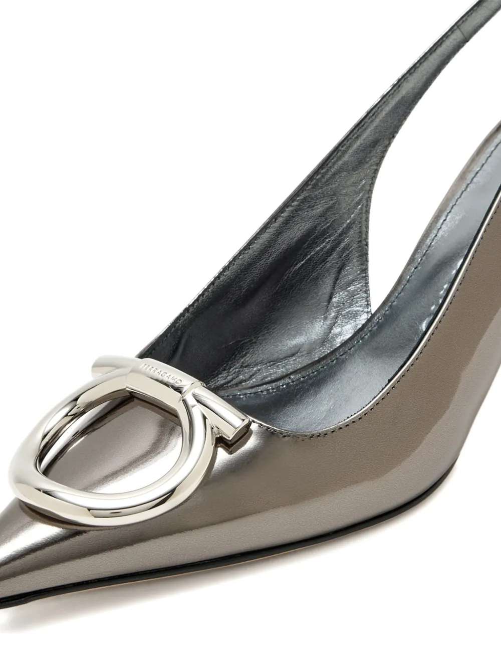 Ferragamo Sara slingback pumps Grijs