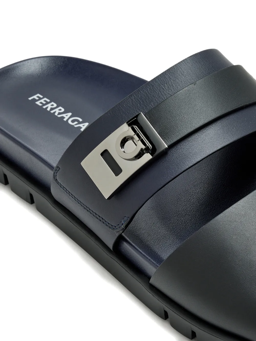 Ferragamo Hug buckled sandals Blauw