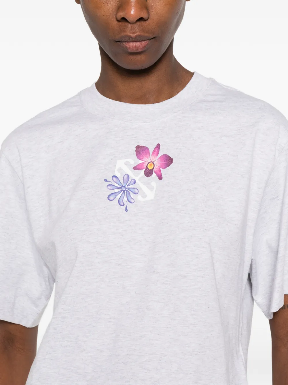 Off-White T-shirt met bloemenprint Grijs