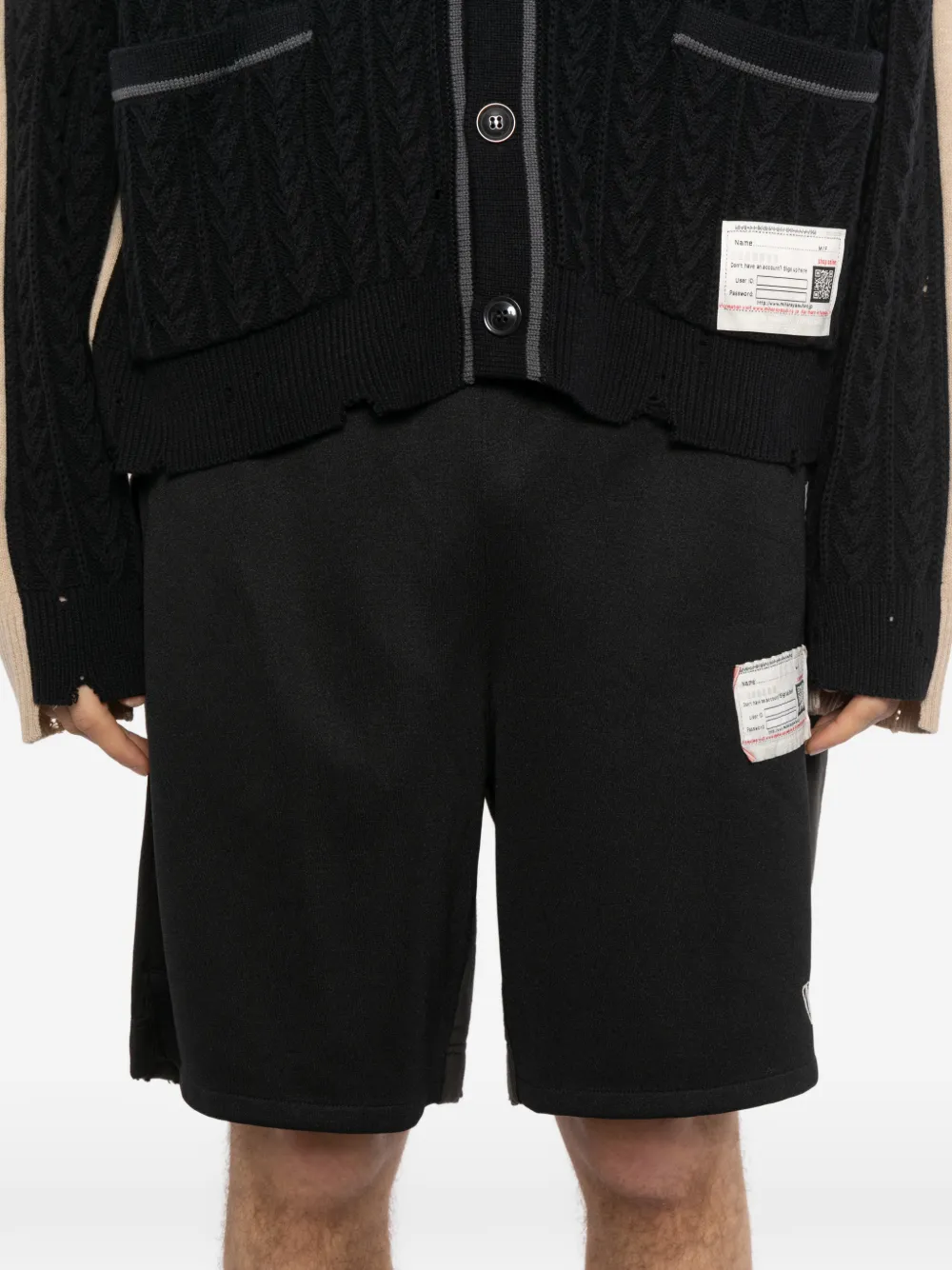 Maison MIHARA YASUHIRO Shorts met geborduurd logo Zwart
