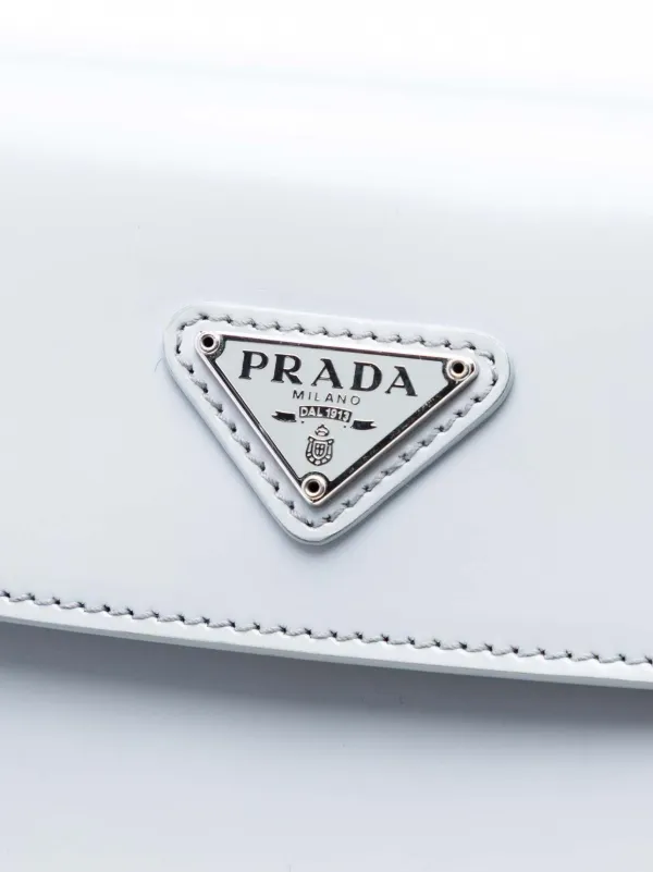 user_5b92f437 Prada Butterfly zonnebril PR 19ZSF • Donkerbruin • de Bijenkorf
