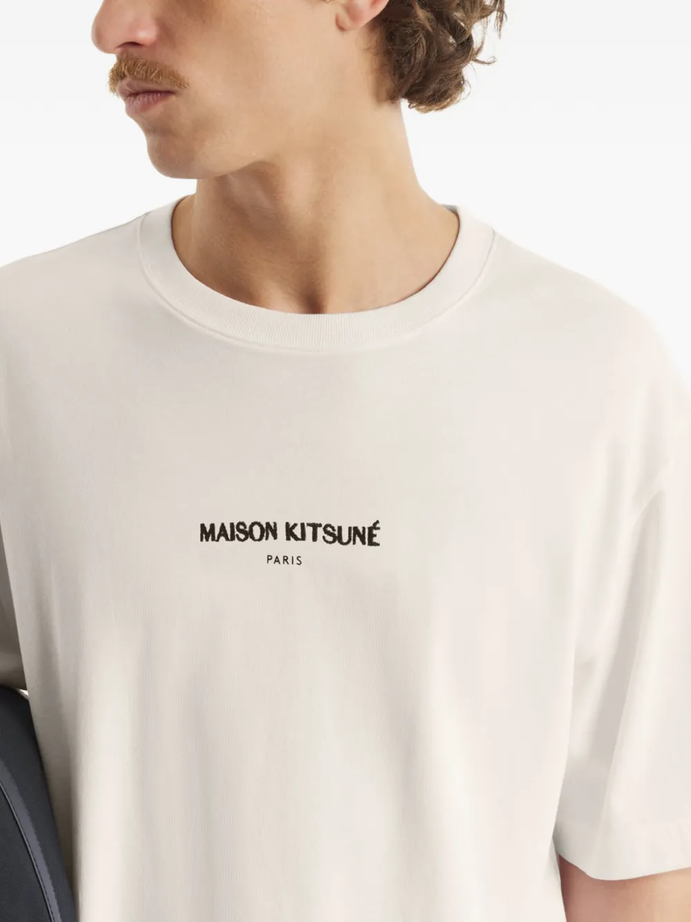 Maison Kitsuné T-shirt met logo Beige