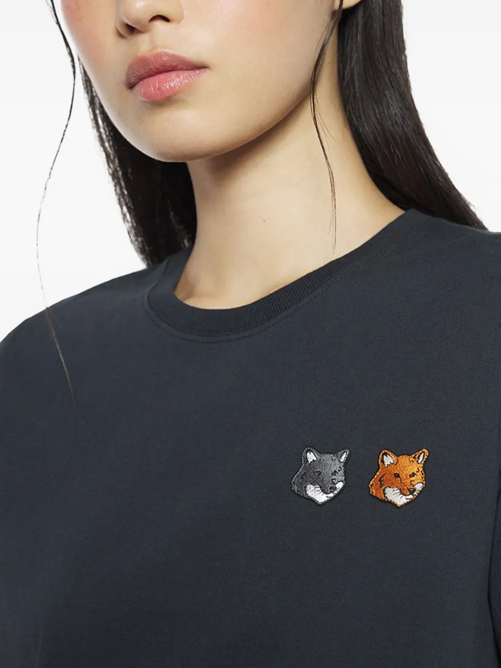 Maison Kitsuné T-shirt met patch Grijs