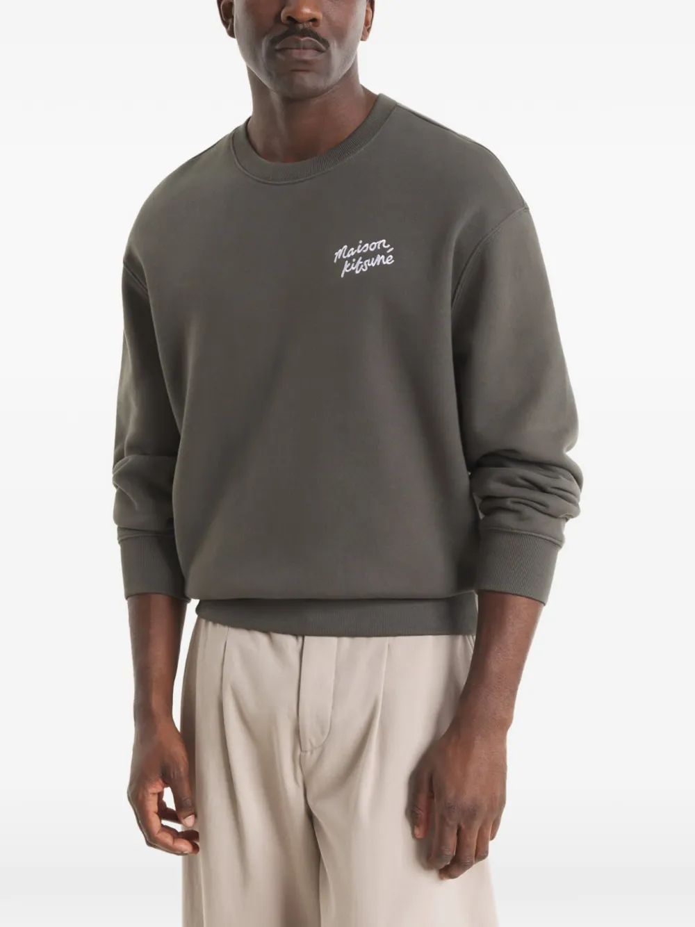 Maison Kitsuné Sweater met logo Bruin