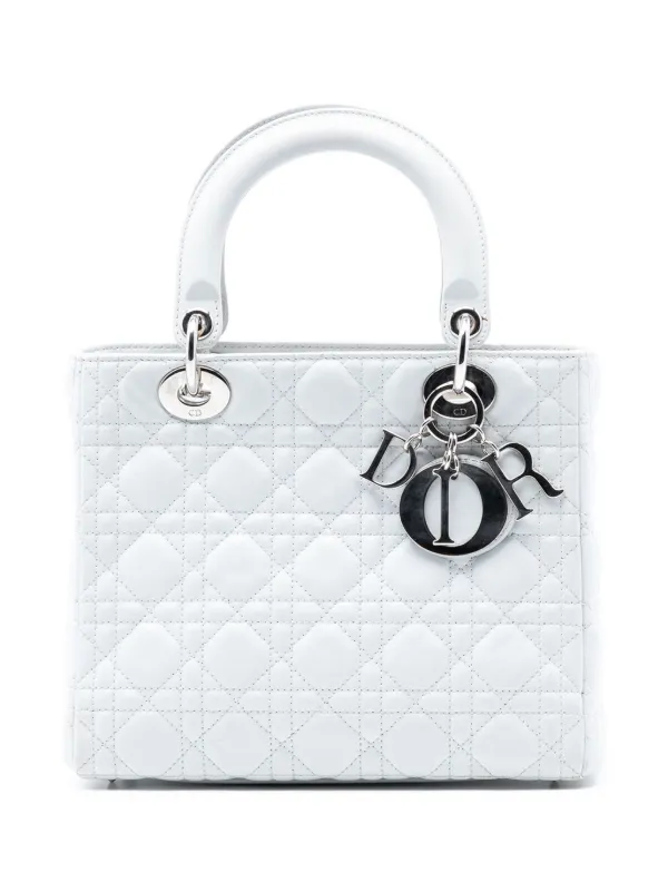 Dior ホワイト DIOR】 新作 ディオールスキン フォーエヴァー グロウ ルミナイザー