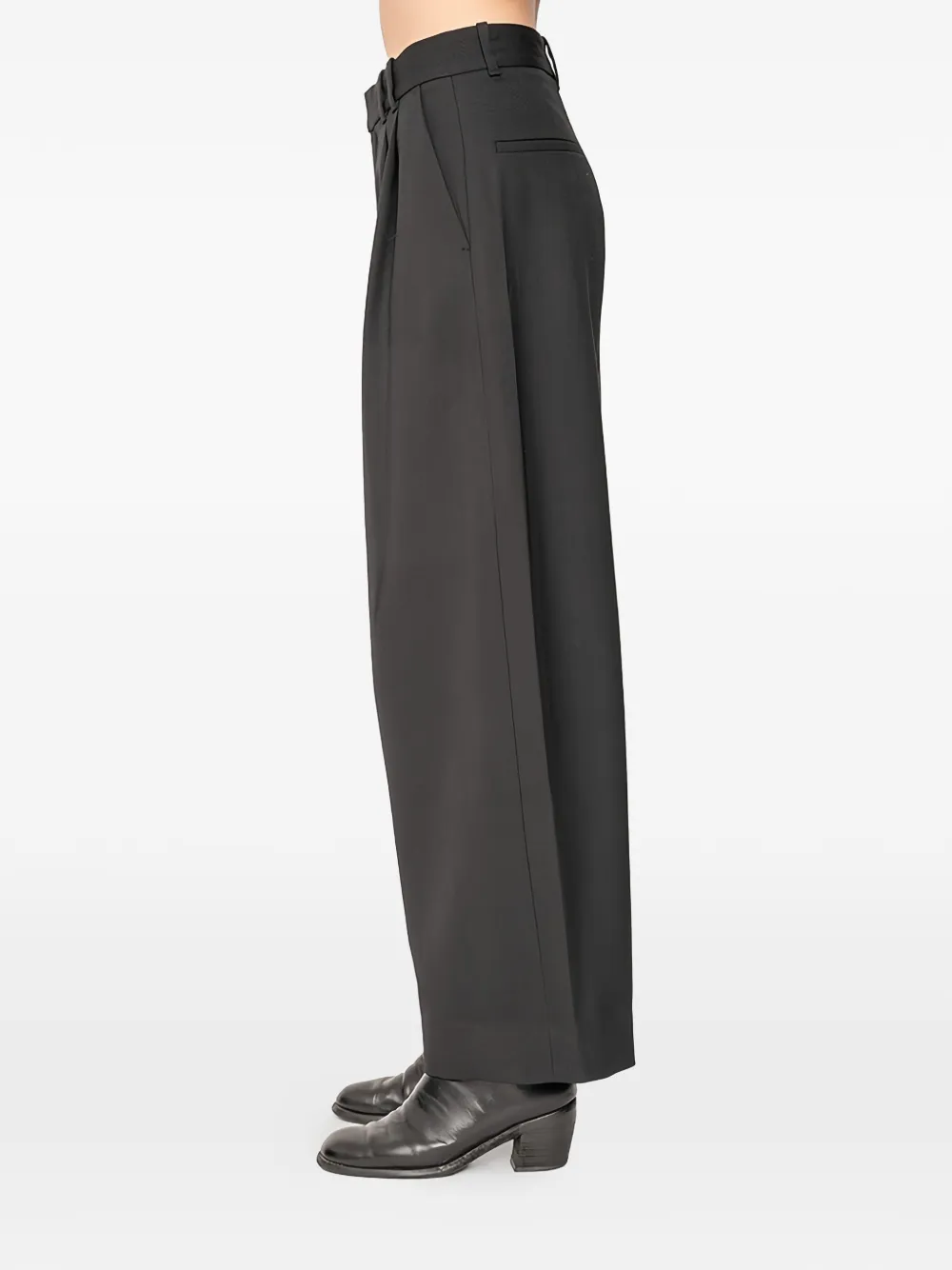  Studio Nicholson Line Pleat-detail Trousers - Black 