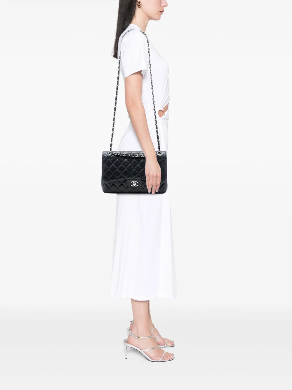 2010-2011 Jumbo Classic Caviar Double Flap shoulder bag