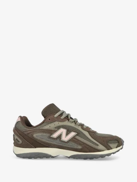 New Balance سنيكر 204L برباط