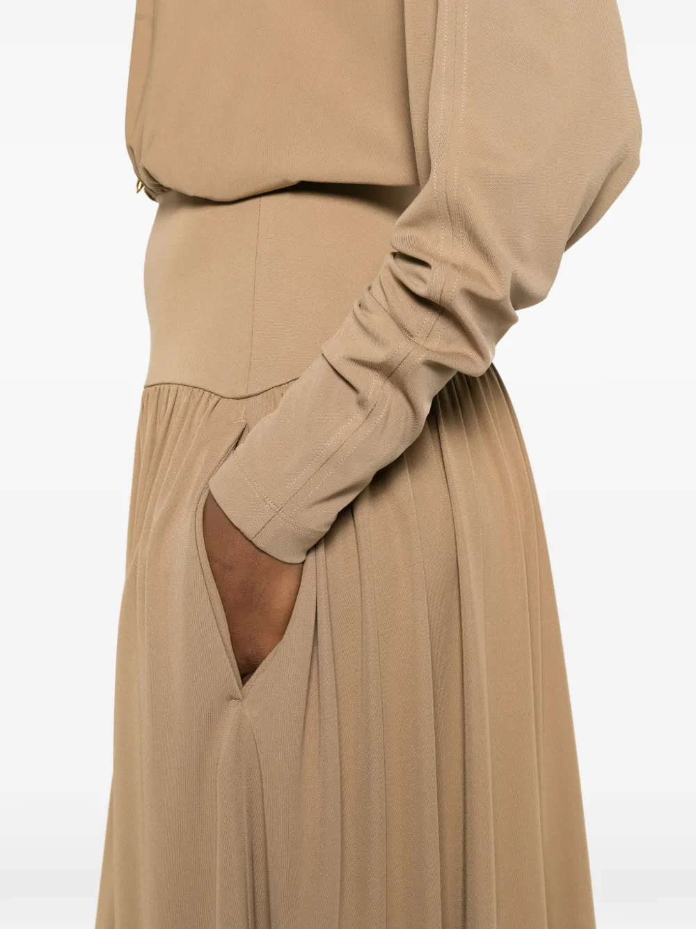 TOTEME Jersey jurk met boothals Beige
