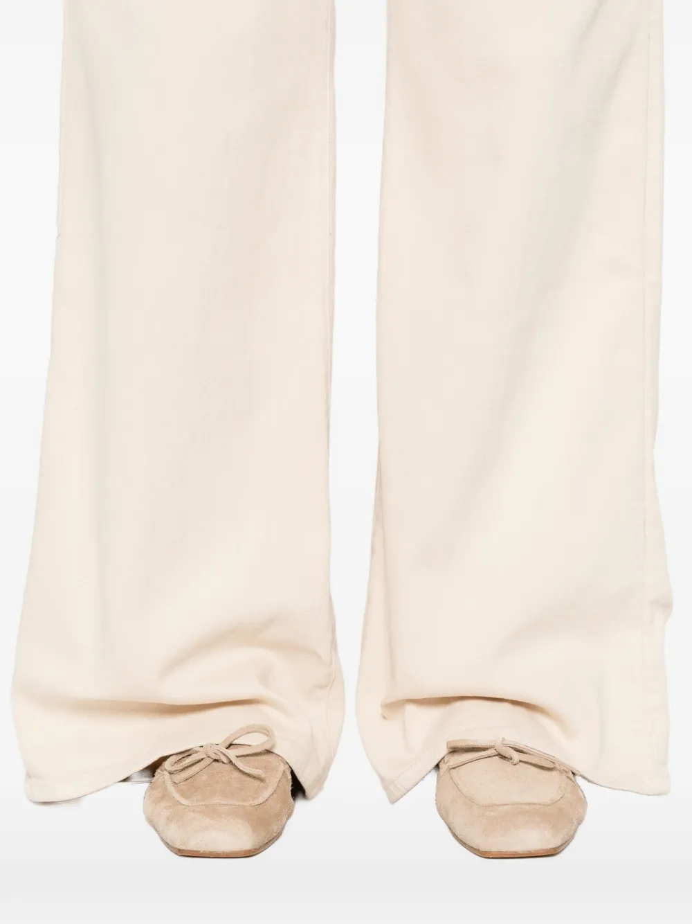 Lotta Wide-Leg Jeans