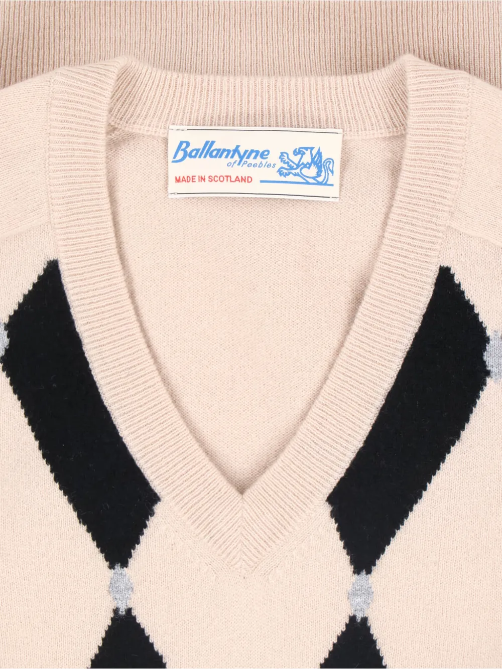  Ballantyne Argyle V-neck Sweater - Neutrals 