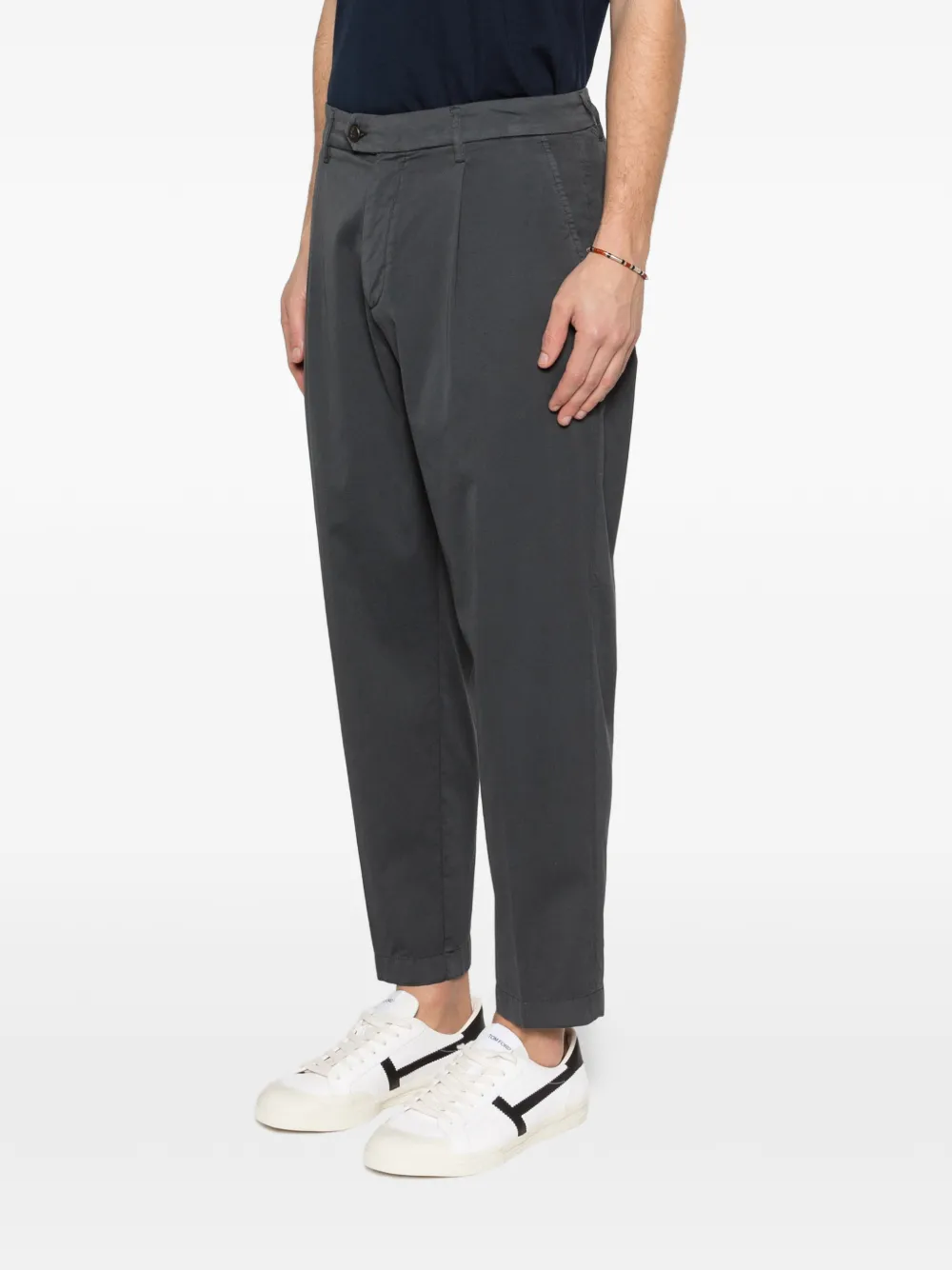  Eleventy Button-fastening Trousers - Black 