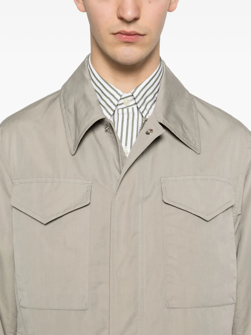 Eleventy Jack met opgestikte zak Beige