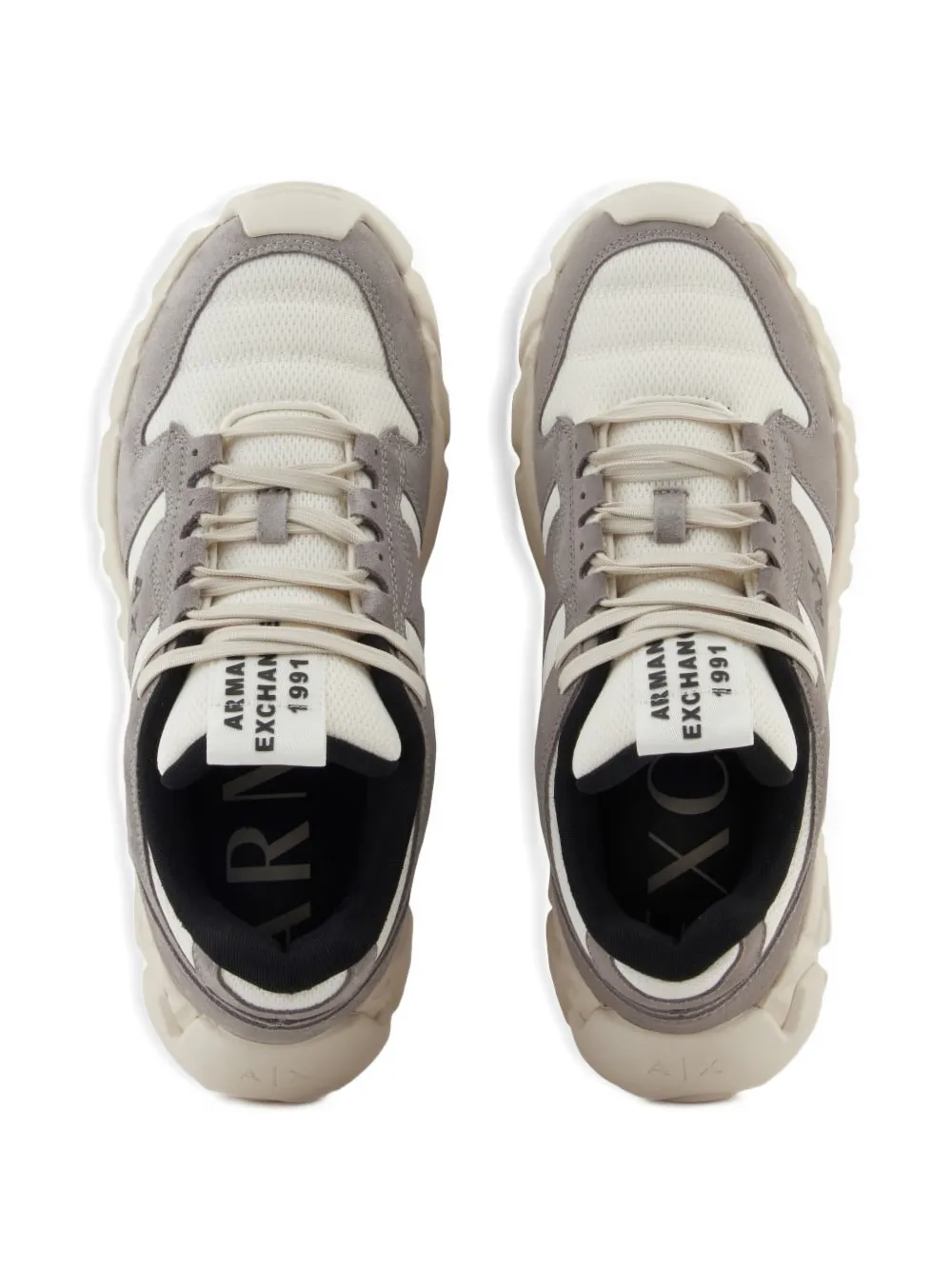 Armani Exchange Gestreepte sneakers Wit