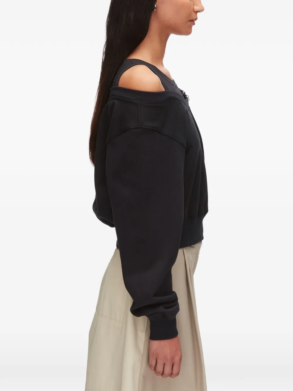 3.1 Phillip Lim Top met open schouders en veiligheidsspeld Zwart