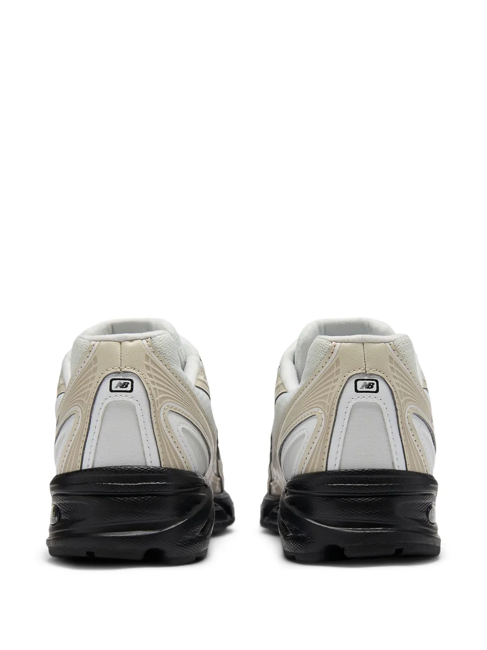 New Balance 740 sneakers met mesh laag Beige