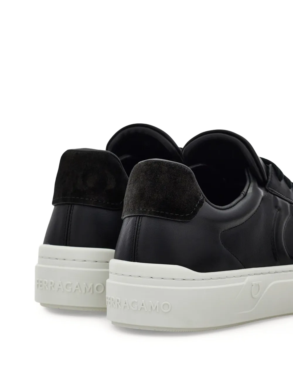 Ferragamo Sneakers met textuur Zwart