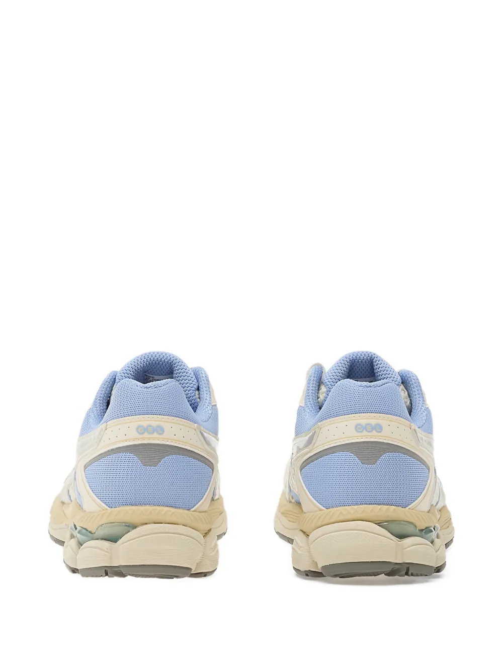 ASICS Gel-Cumulus 16 sneakers Beige