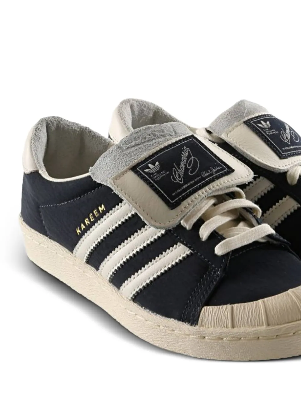 adidas x Willy Chavarria Jabbar Lo gestreepte sneakers Blauw