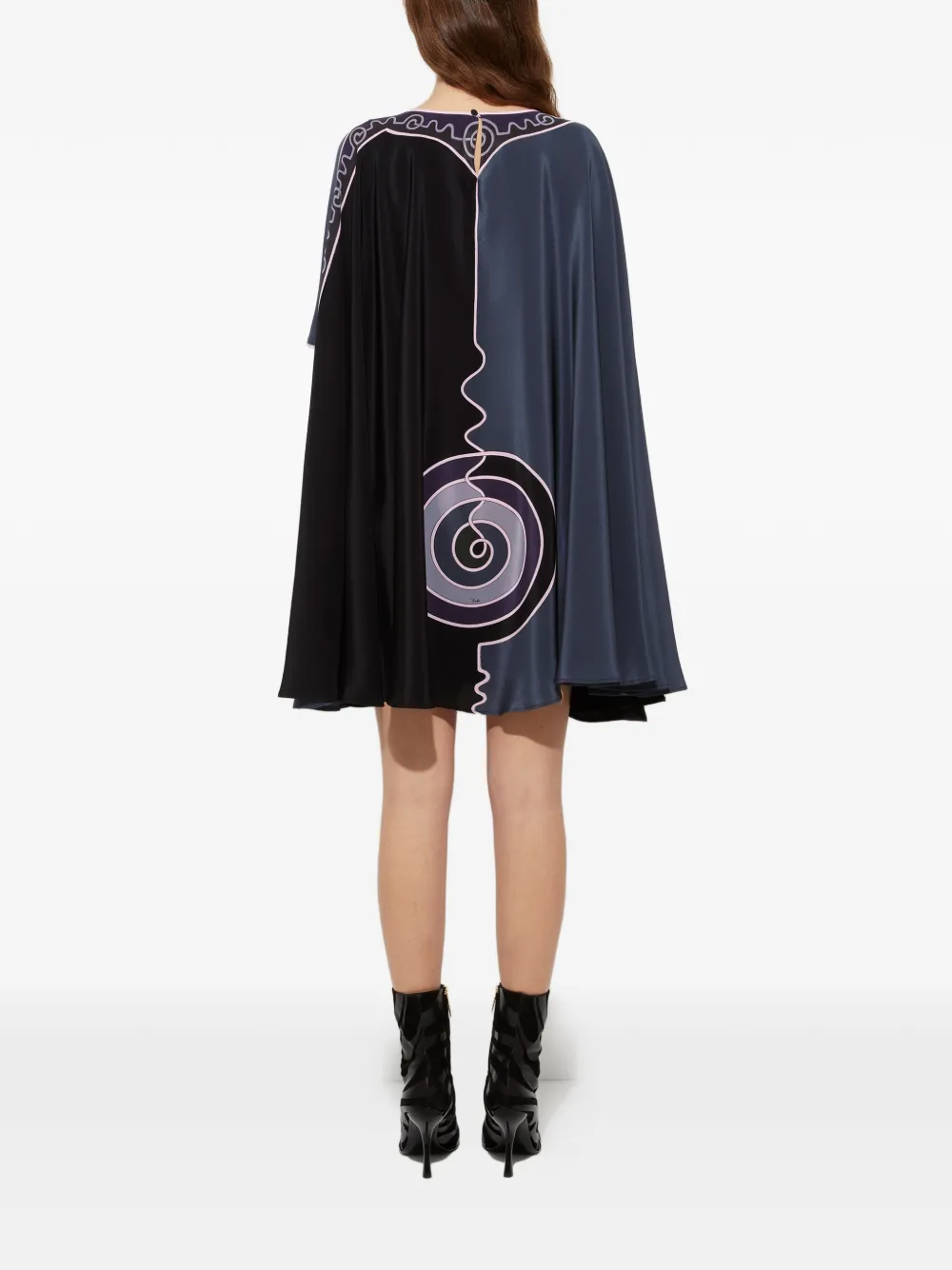 PUCCI Jurk met Astro-print en cape Zwart