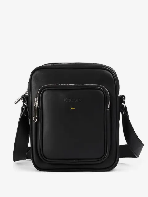 Doucal's leather messenger bag