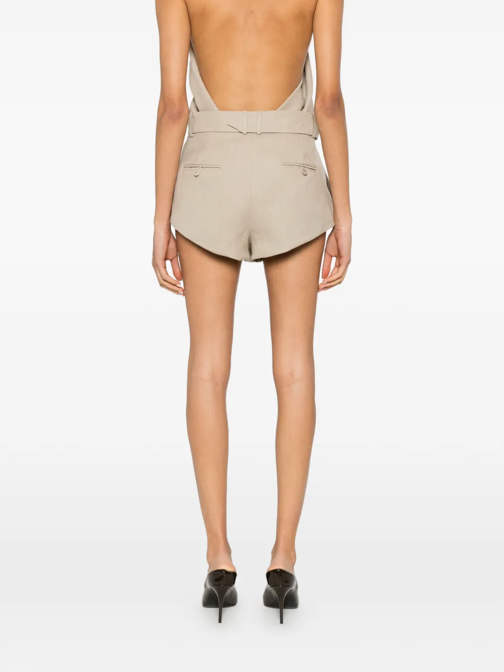Magda Butrym Geplooide shorts met riem Beige