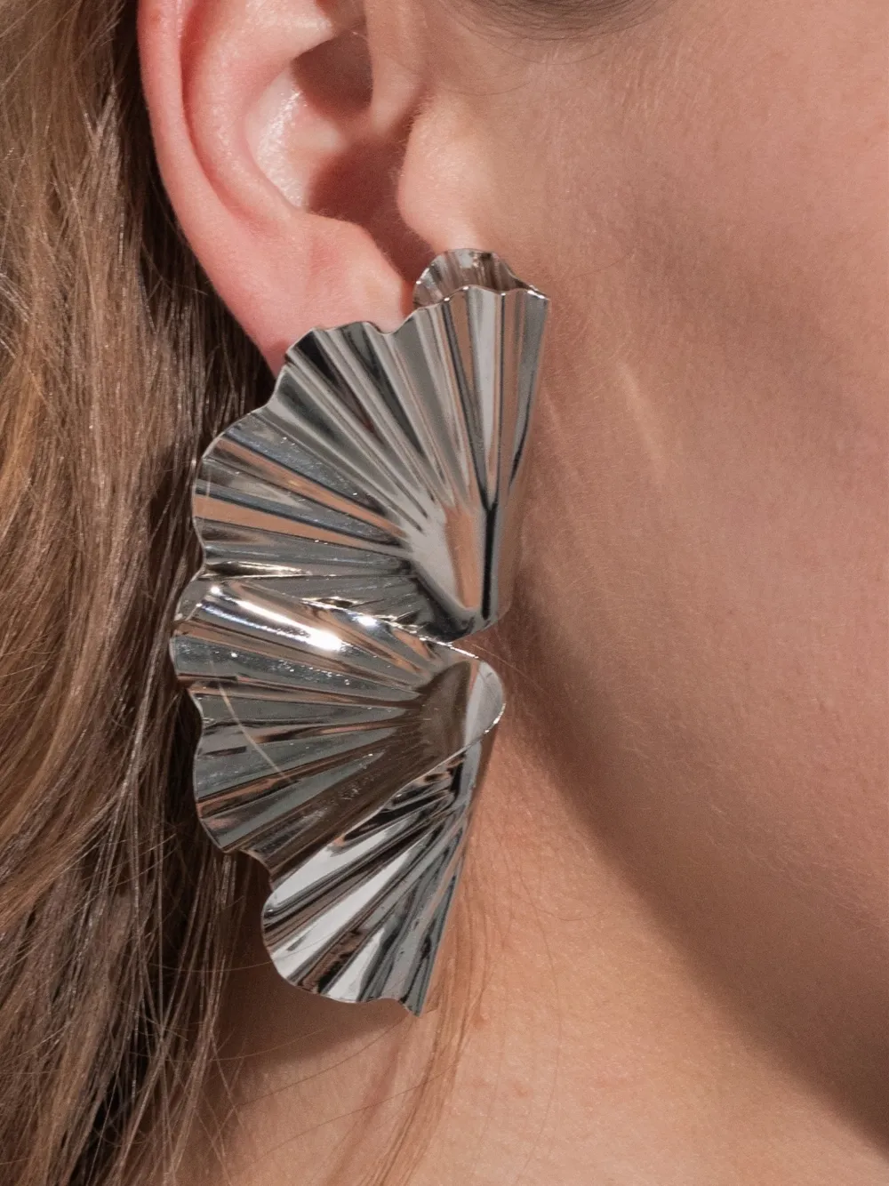  Jennifer Behr Darya Ruffled Earrings - Silver 