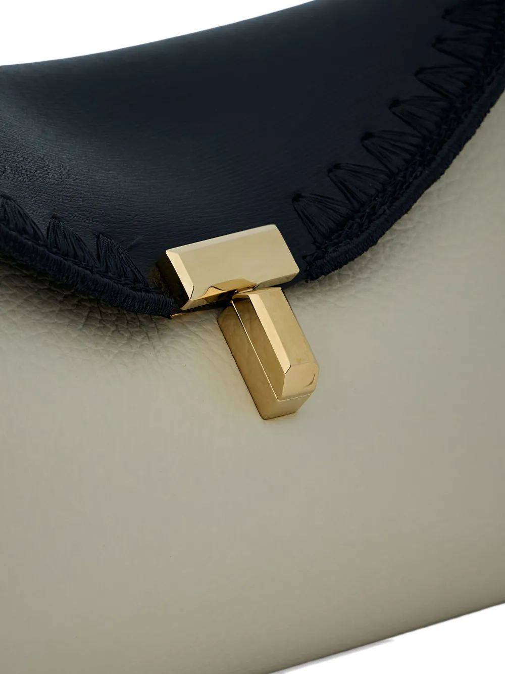 TOTEME T-lock leren clutch met borduurwerk Zwart