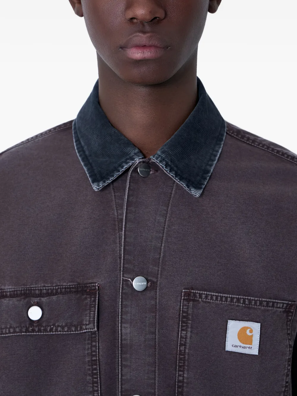 Carhartt WIP Shirtjack met opgestikte zak en denim kraag Blauw