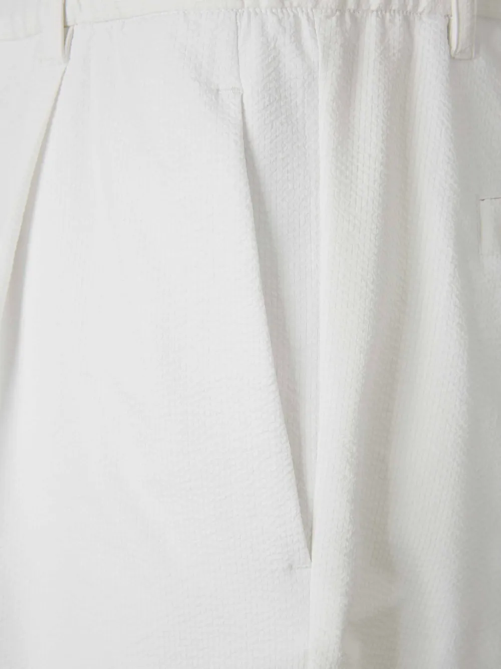  Herno Textured Pleat Shorts - White 