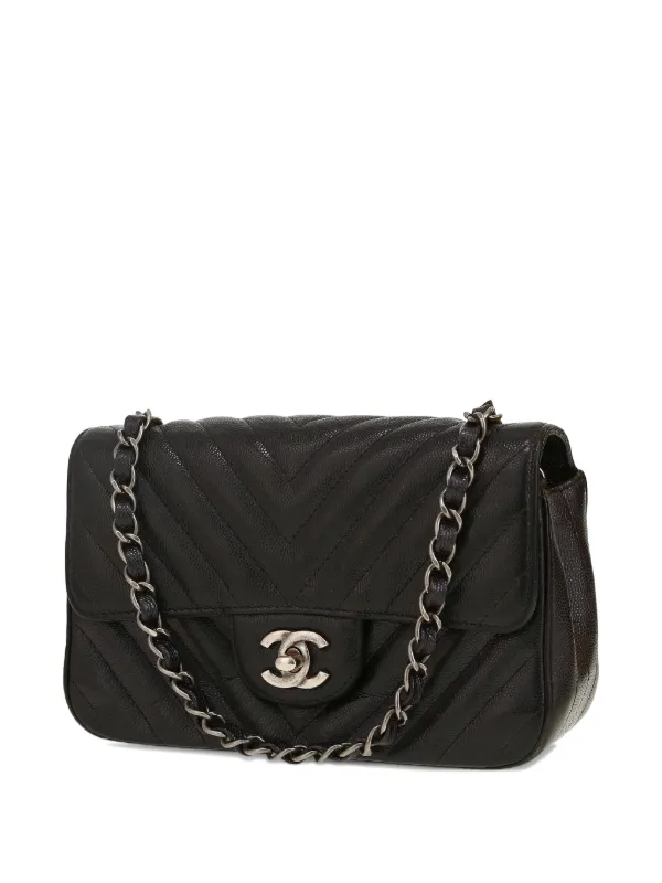 CHANEL ブラックファブリックバッグ CHANEL Pre-Owned 2018 タイムレス マトラッセ ショルダーバッグ ミニ