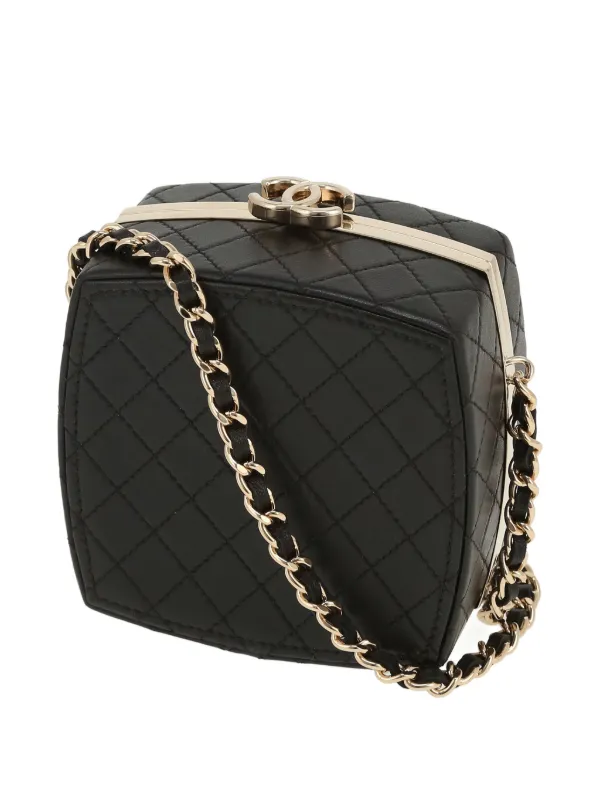 3月末までのセール CHANEL 黒 キルティング クラッチバッグ CHANEL Pre-Owned 2021 キルティング クラッチバッグ | ブラック