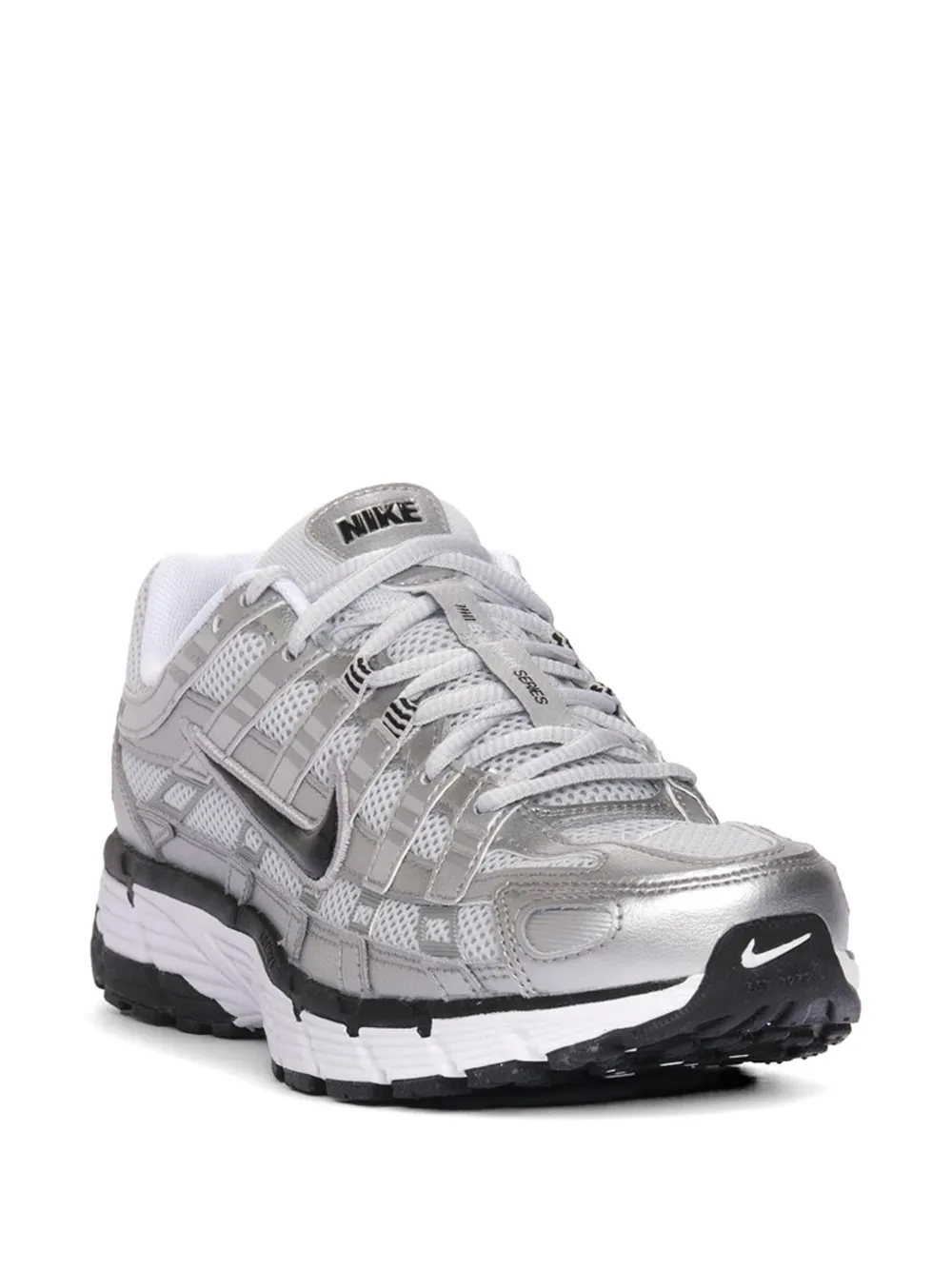 Nike P-6000 sneakers Zilver