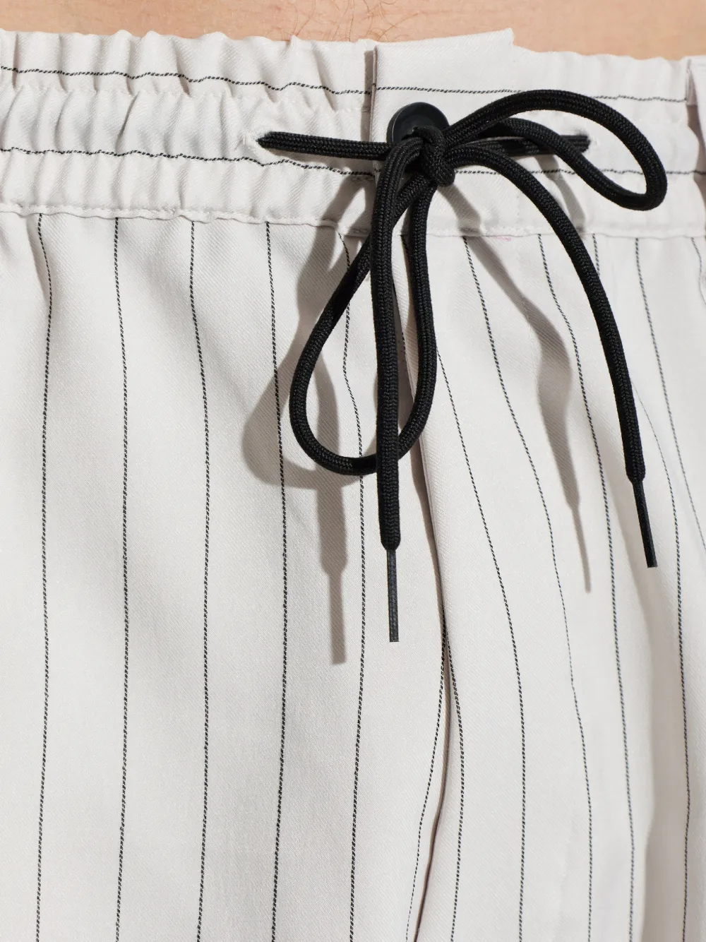 Y-3 Shorts met krijtstreep Beige