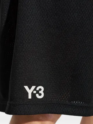 Y-3