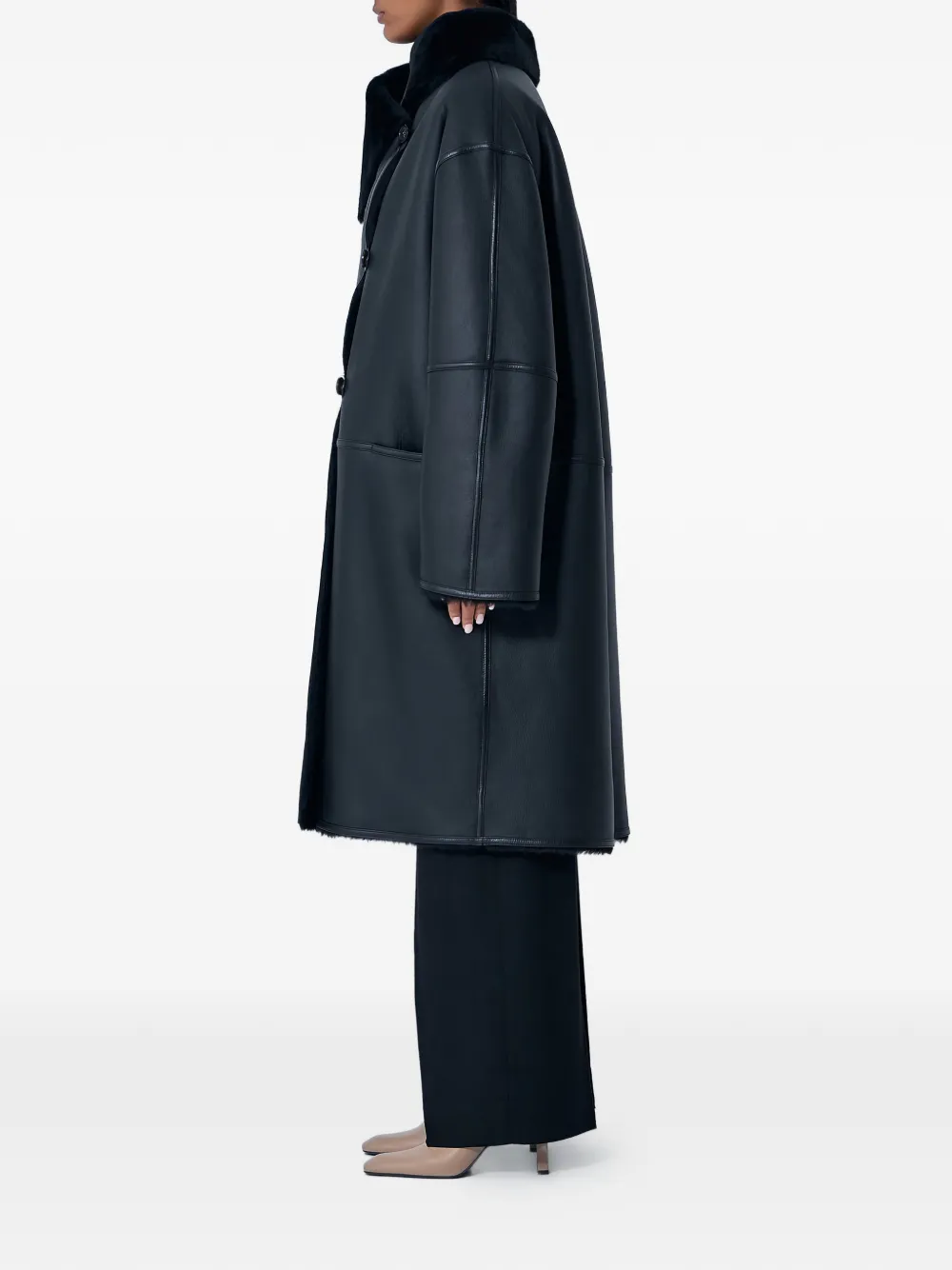  Toteme Oversized Coat - Black 