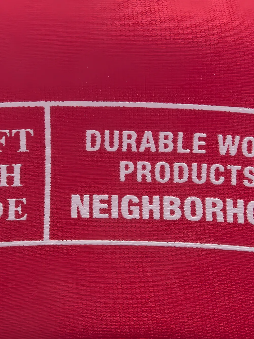 Neighborhood OT mesh pet Rood