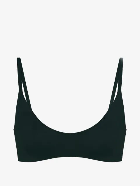 Skims bra deportivo con logo en relieve en colaboración con Nike