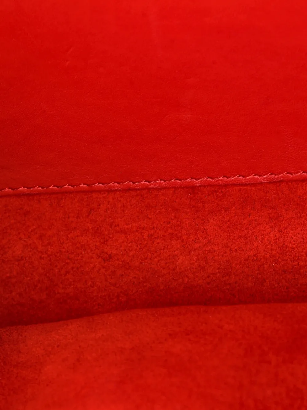 Chain Louise Leather Gm Clutch Bag
