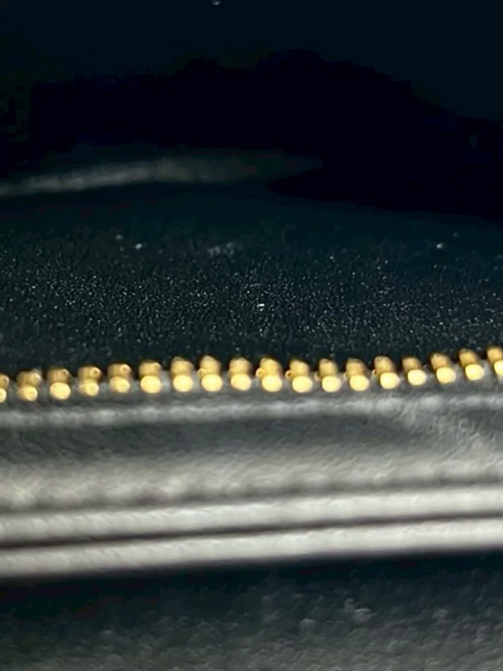  Celine Pre-owned Borsa A Tracolla Triomphe Besace Clea In Pelle Di Vitello Lucida Con Catena 2022 - Nero 