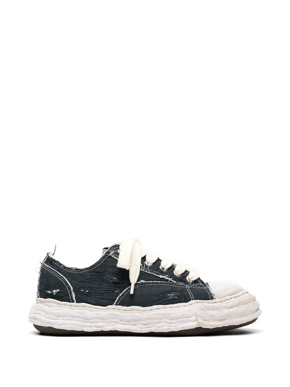 Maison MIHARA YASUHIRO Peterson23 ripped sole low-top sneakers Zwart