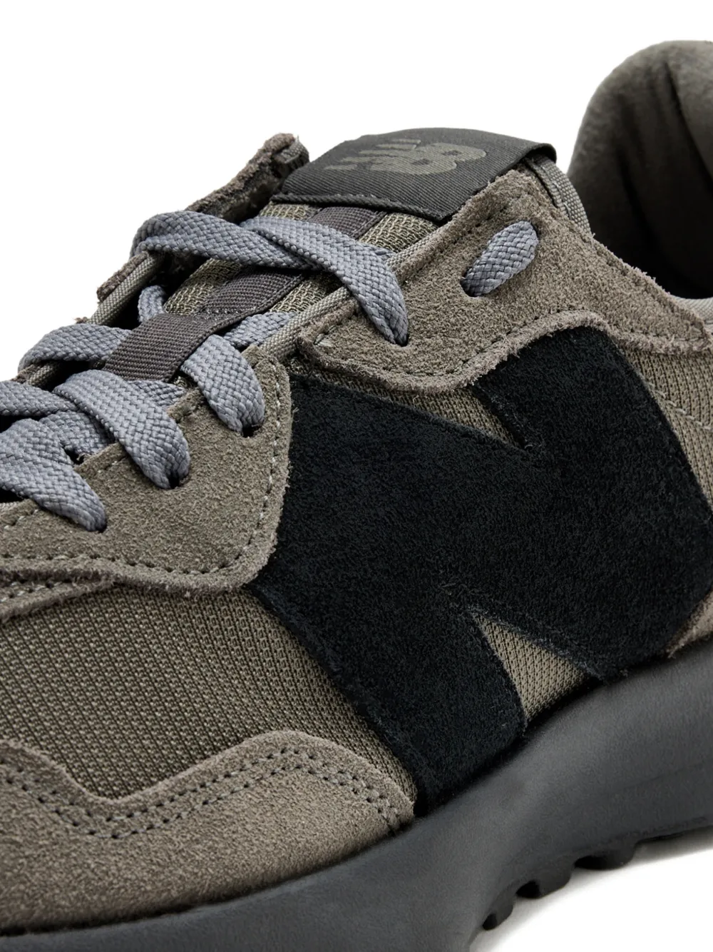 New Balance 327 suede panelled sneakers Grijs