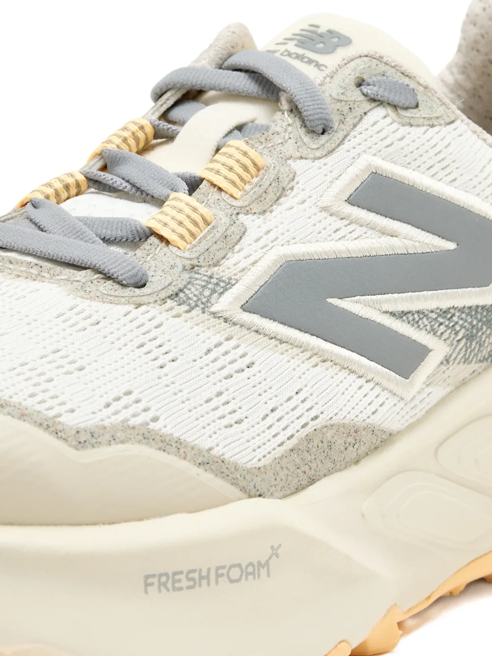 New Balance Fresh Foam x Hierro v9 sneakers Wit