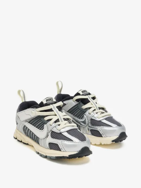 Nike Kids Vomero 5 スニーカー