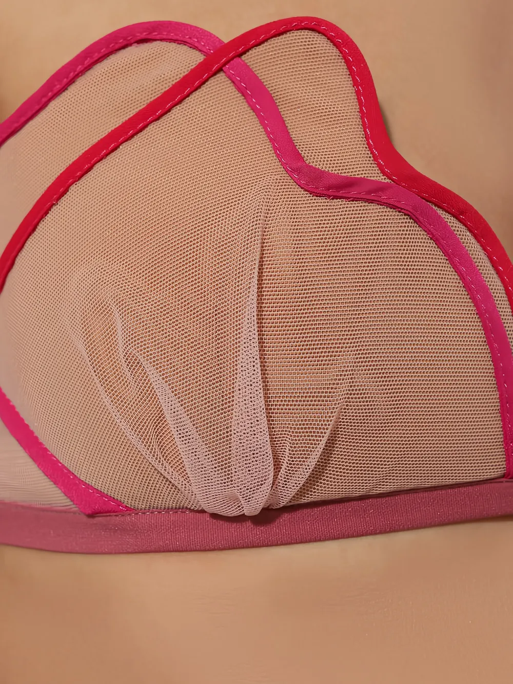 Shell-Detail Bra
