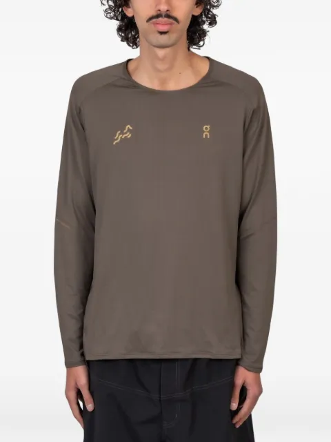 On  Year of the Horse long-sleeve performance T-shirt