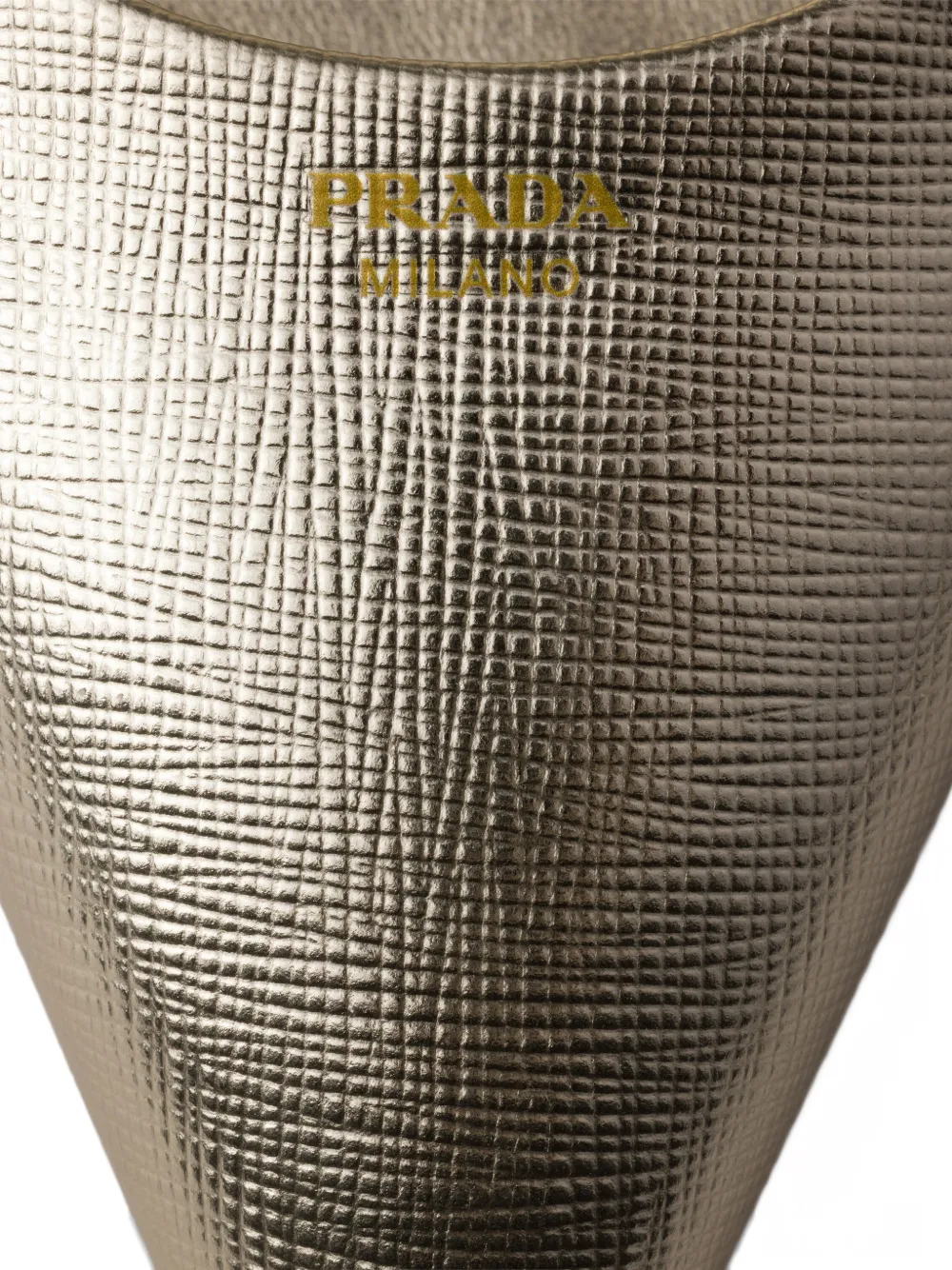 Prada Pumps met leren hak Goud