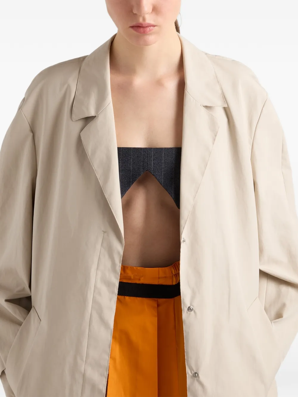 Prada Jas met enkele rij knopen Beige