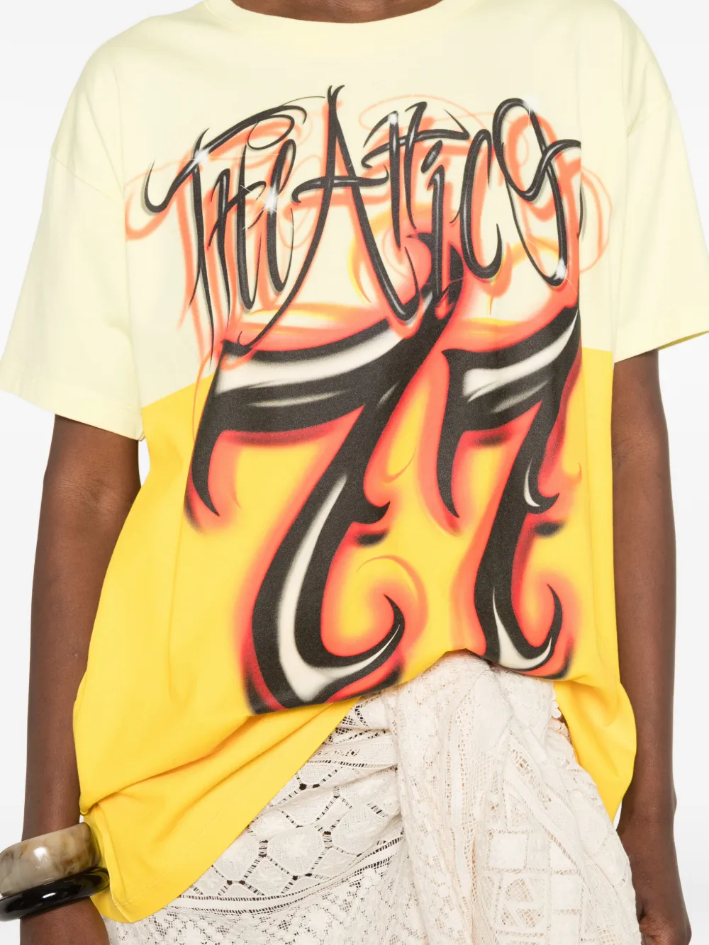 The Attico T-shirt met logoprint Geel