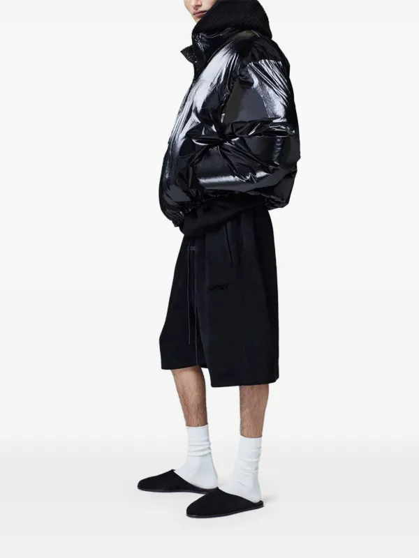 FEAR OF GOD ESSENTIALS ロゴスリーブ ジャケット | ブラック 
